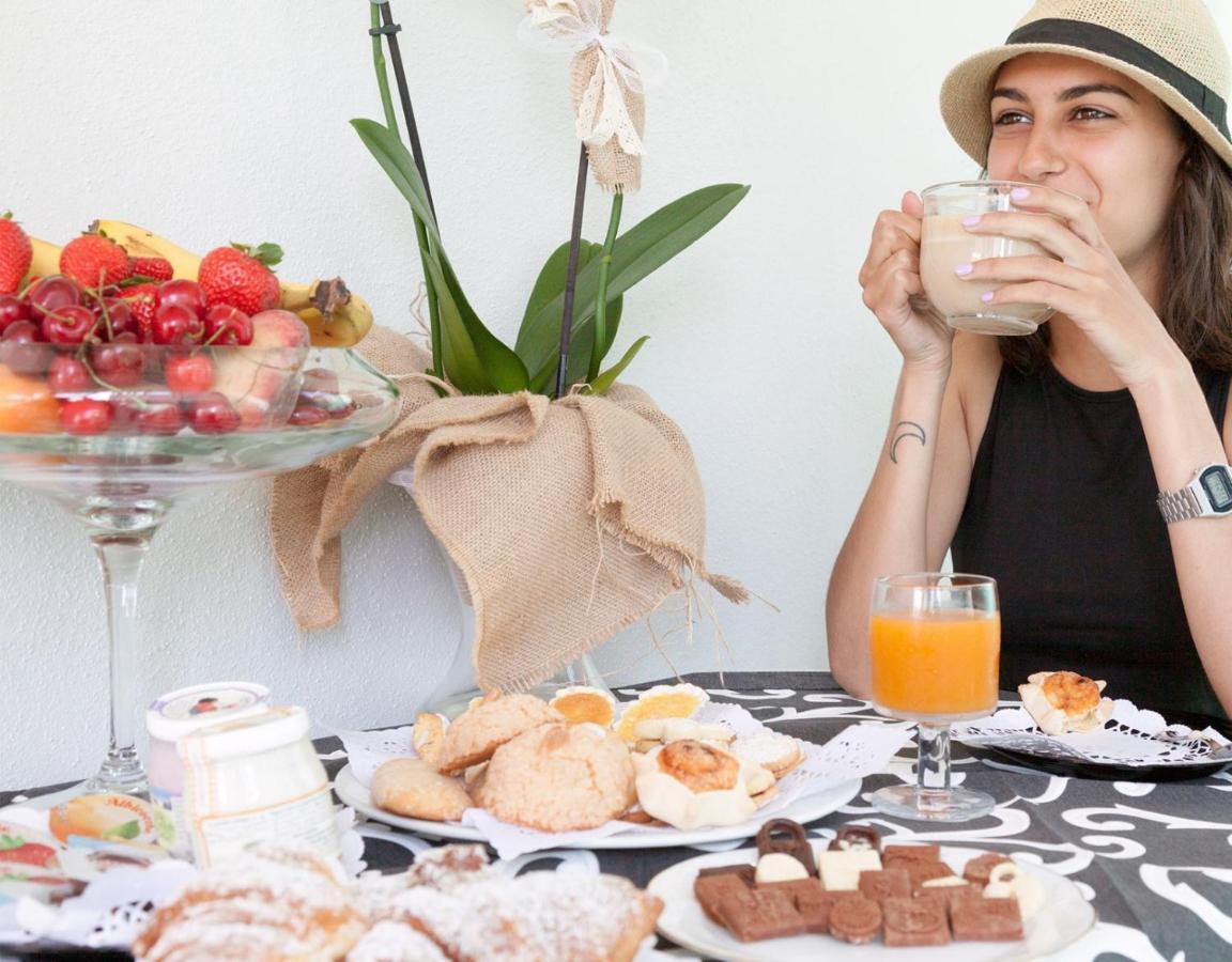 Isademar Bed & Breakfast ซานตา เตเรซา กัลลูรา ภายนอก รูปภาพ